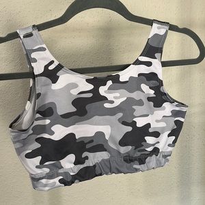 Grey and white camouflaged sports bra. Size M. One time used.